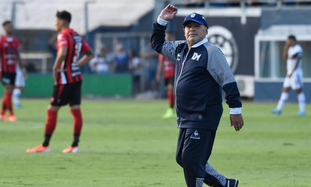 Μαραντόνα: Κόψτε μόνο από μένα το μισθό, όχι από τους άλλους